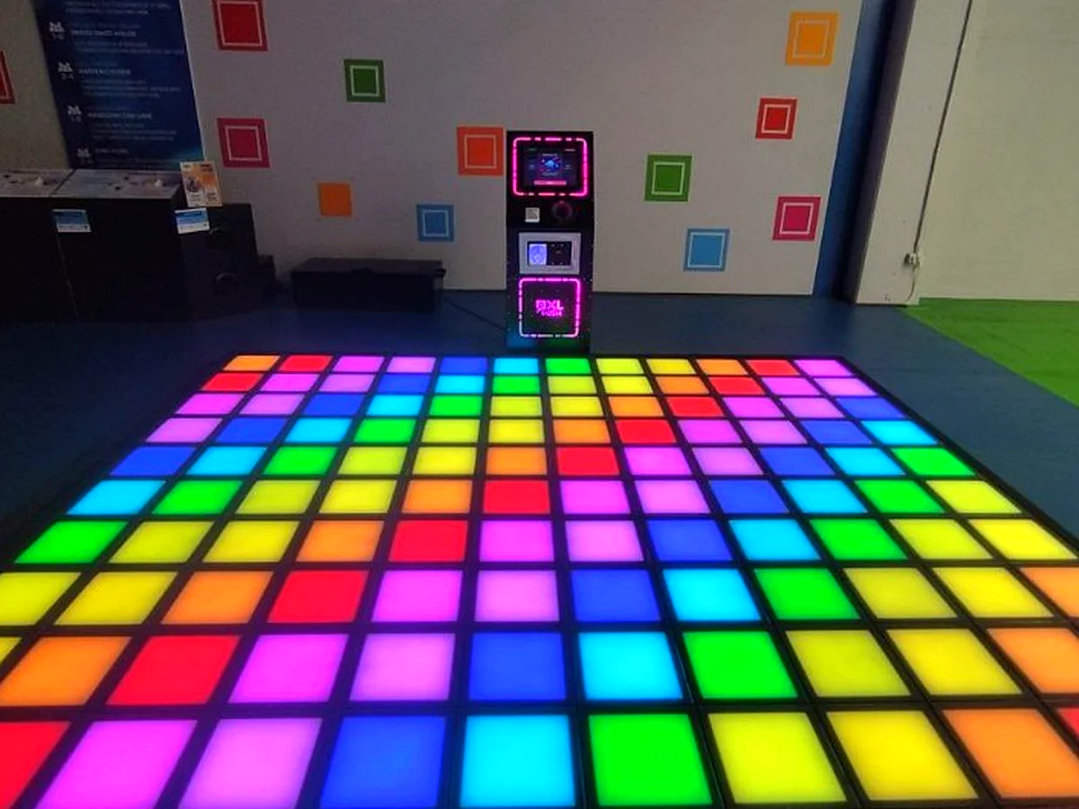 Pixel Rush – interaktywna podłoga LED w centrum rozrywki