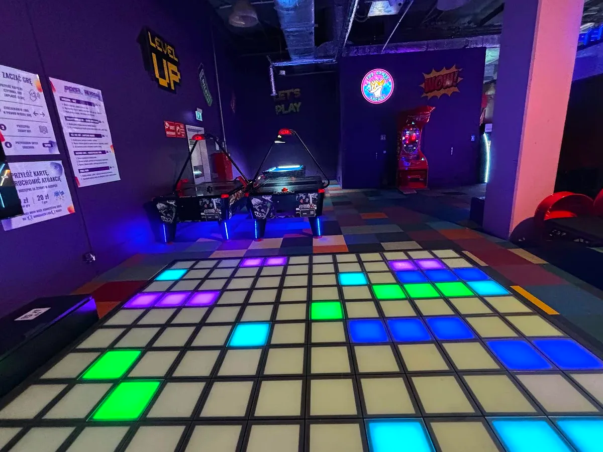 Pixel Rush – świecące kafelki podczas gry